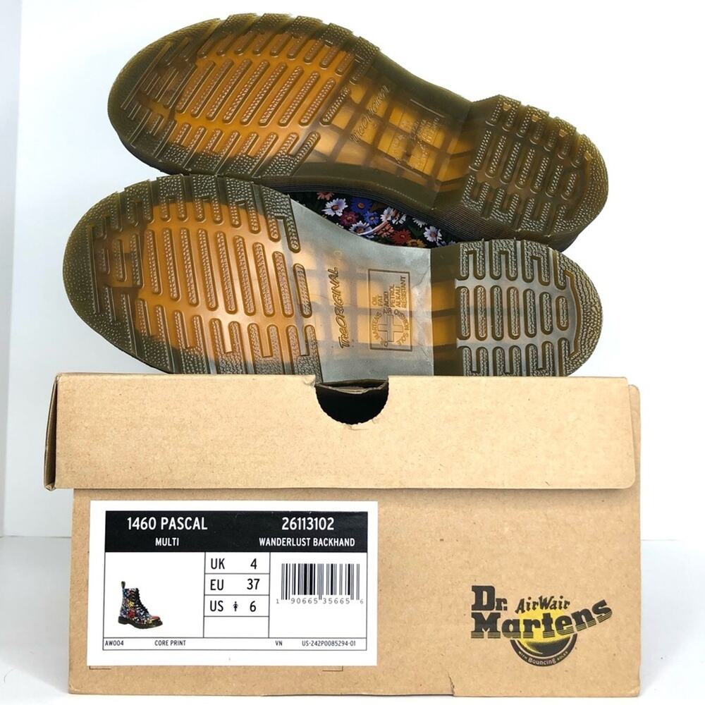 NIB Dr Martens Wanderlust Multi Colored Graphic Floral Lace Up Boots Women’s 6 - Picture 9 of 9